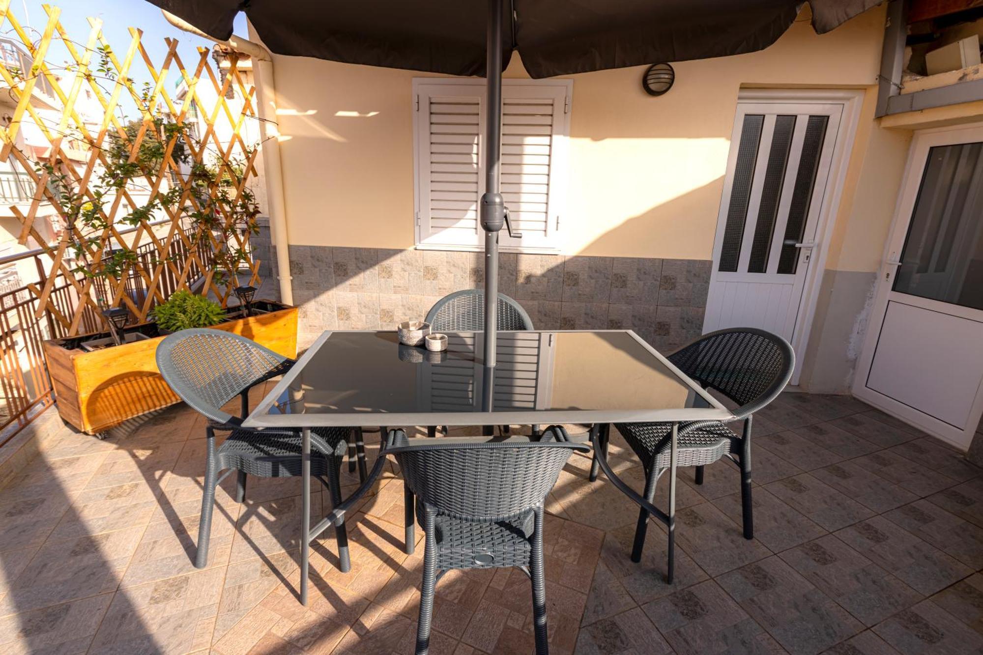 Korte Apartment 1 Arta Exterior photo